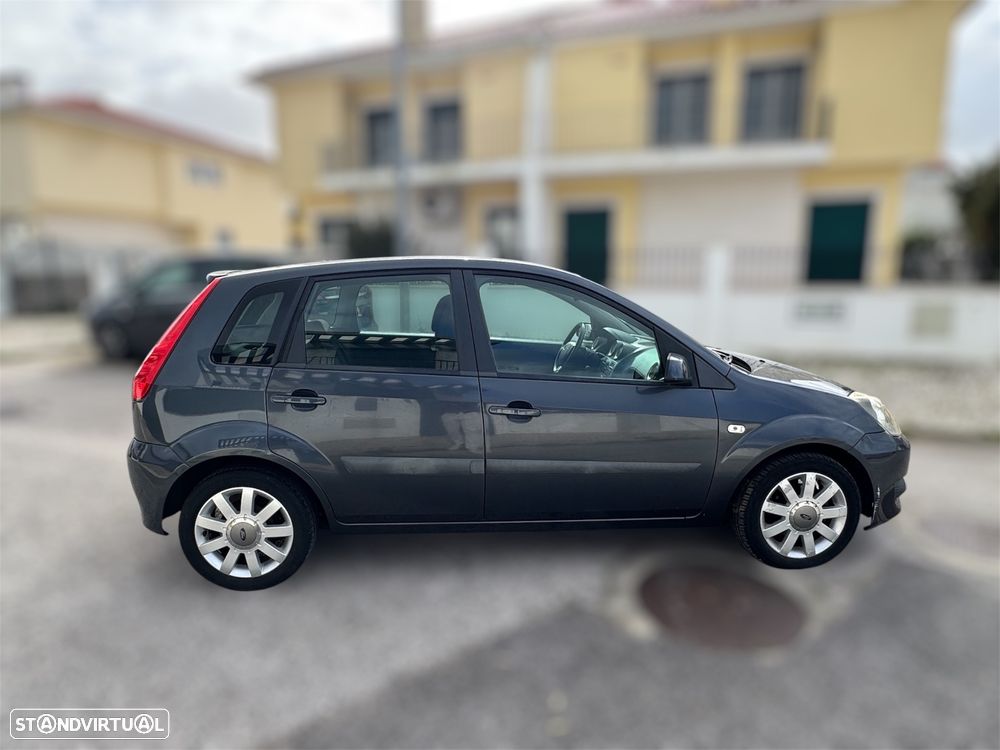 Ford Fiesta 1.25 Zetec - 4