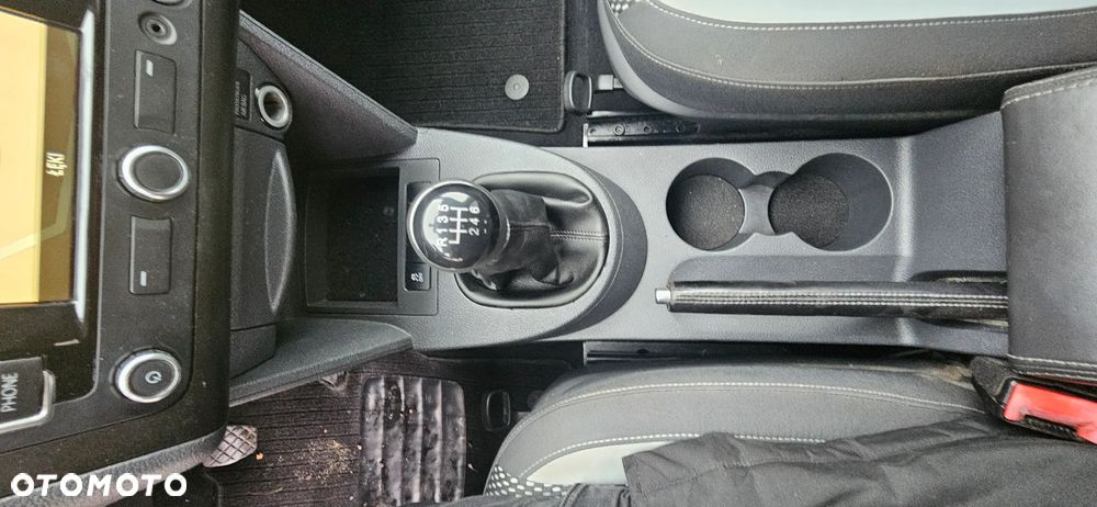 Volkswagen Caddy Cross Trendline 4Motion - 19