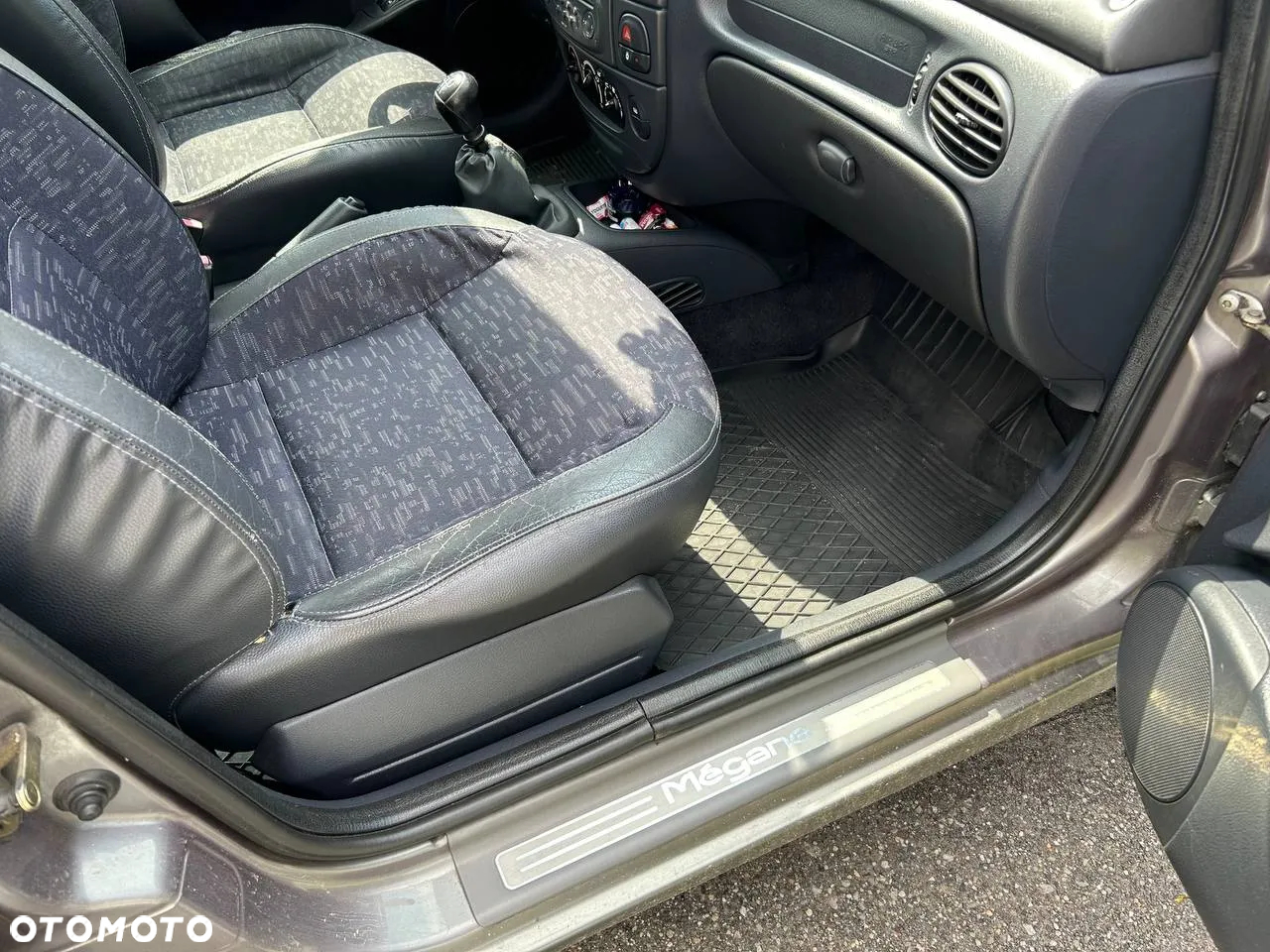 Renault Megane - 11