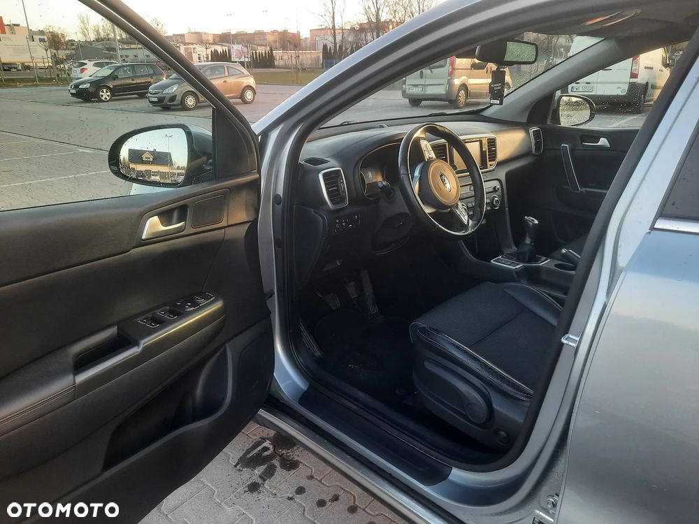 Kia Sportage 1.6 GDI L Business Line Plus 2WD - 20