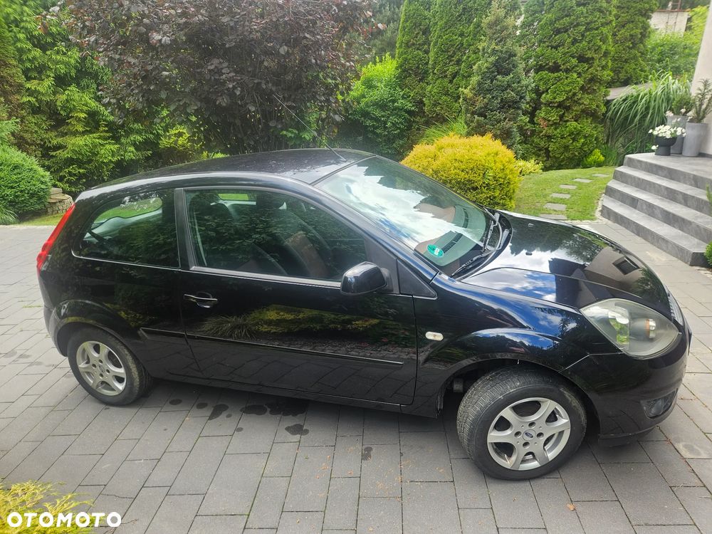 Ford Fiesta - 6