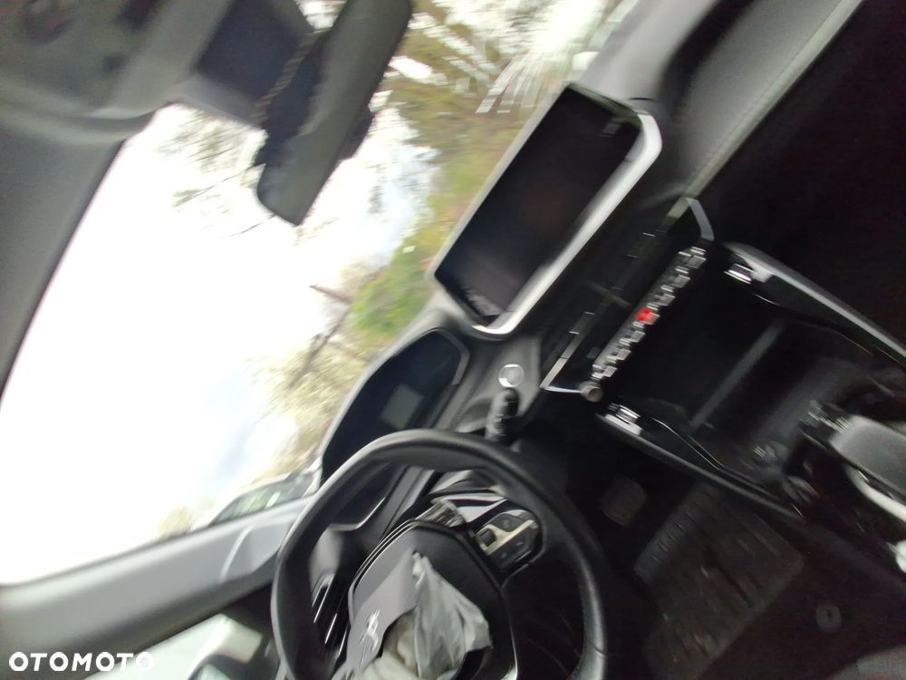 Peugeot 208 Elektromotor 136 Active - 19