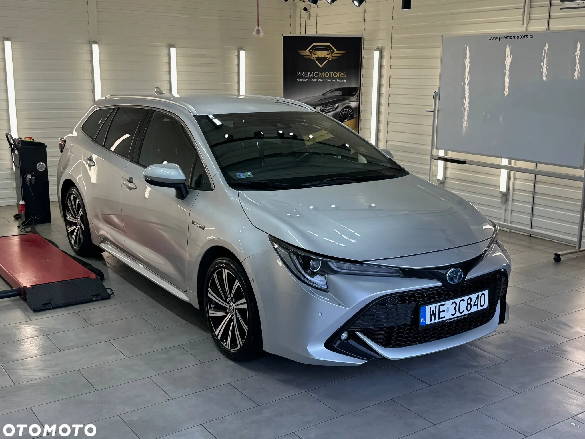 Toyota Corolla 2.0 Hybrid Comfort - 5