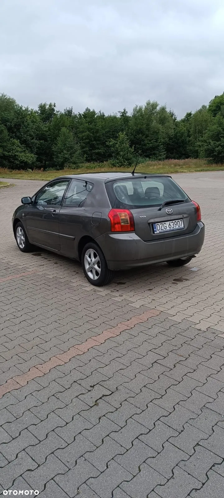 Toyota Corolla - 2
