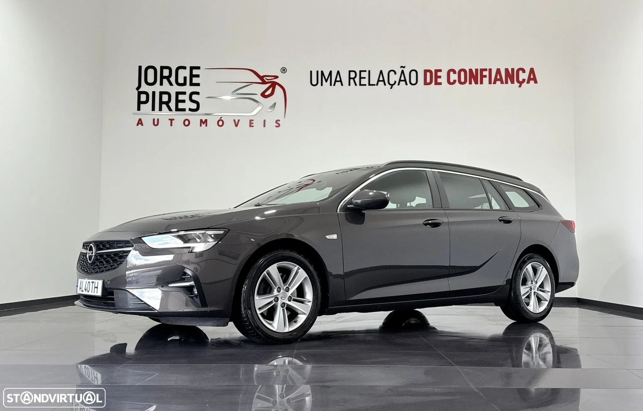 Opel Insignia Sports Tourer 1.5 D Business Edition - 1