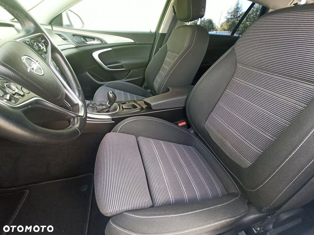 Opel Insignia 1.4 T Edition S&S - 10