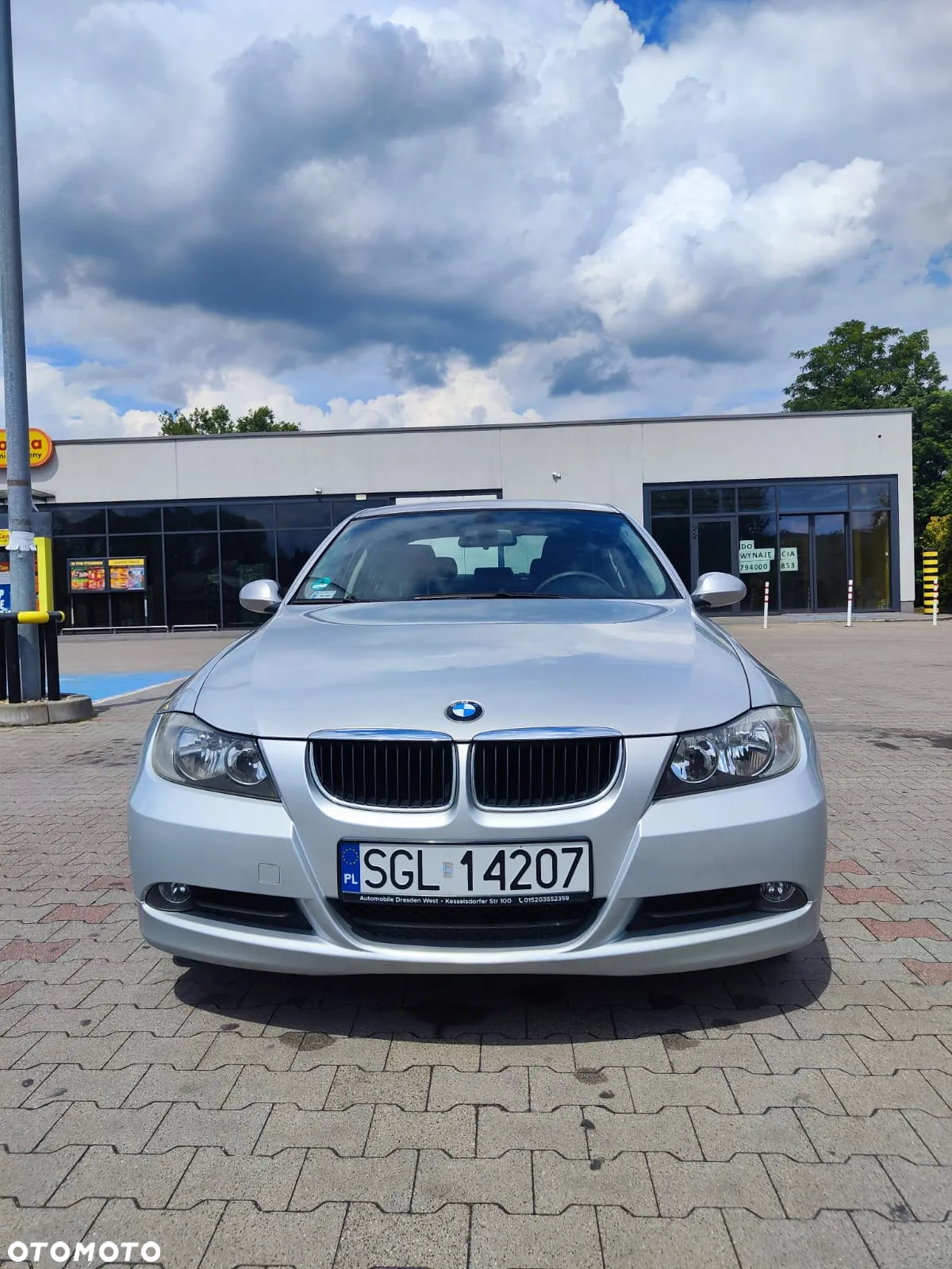 BMW Seria 3 318i - 12