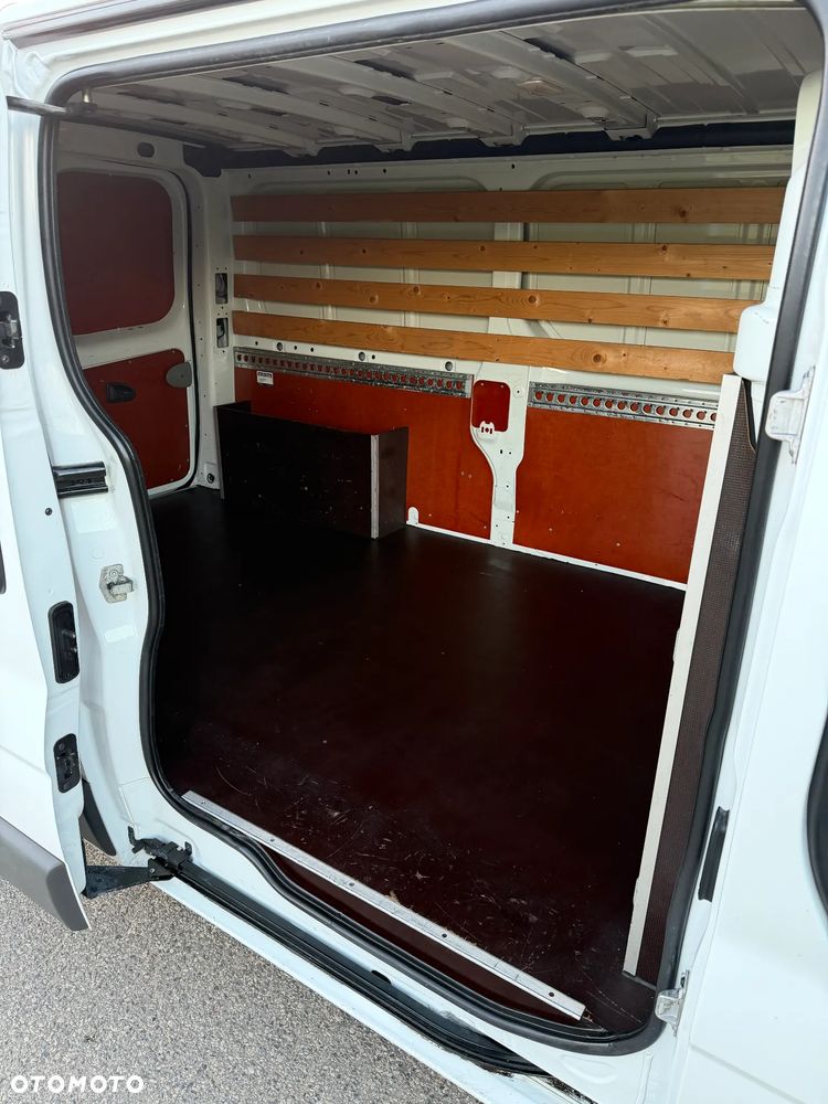Opel VIVARO*100%oryginał*klima*pełbny blaszak*DUŻO ZDJĘĆ - 18
