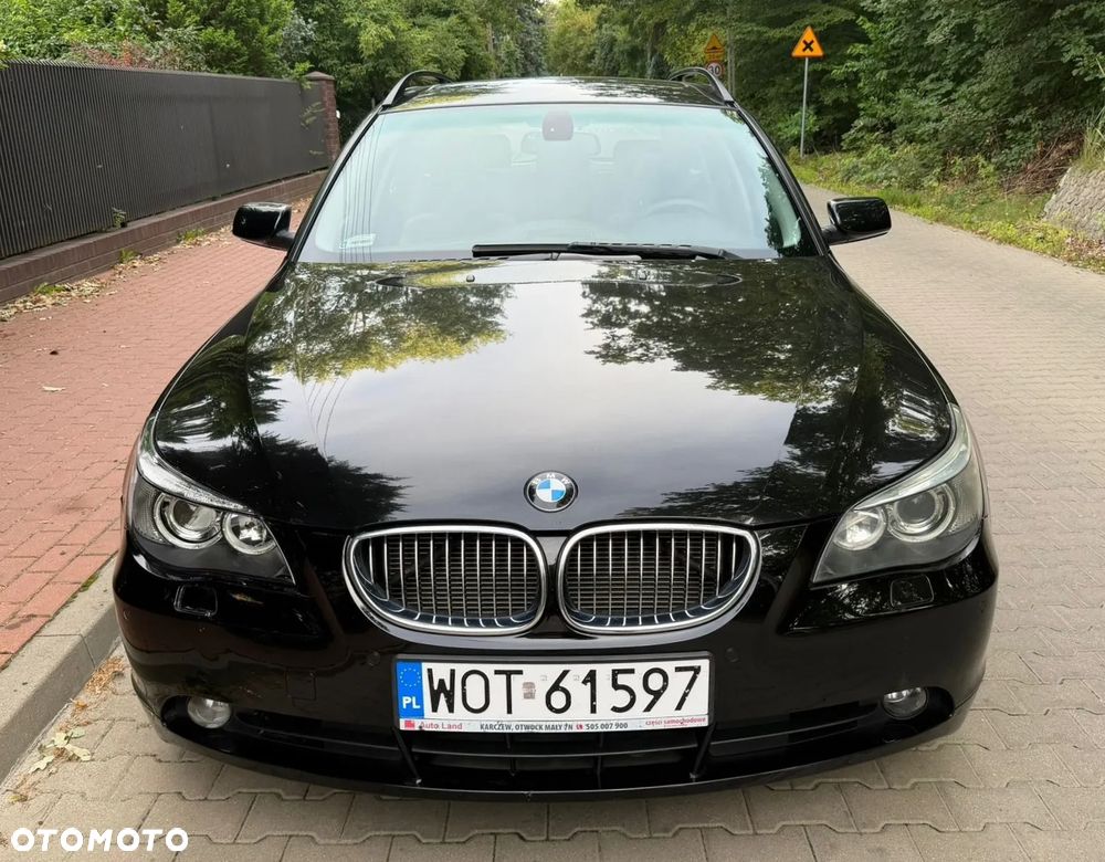 BMW Seria 5 525d - 26