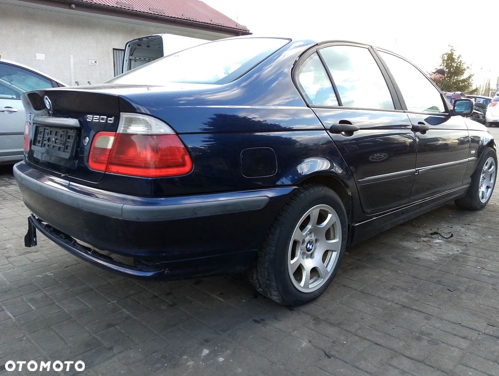 BMW Seria 3 E46 Przed Lift (98-01r.) 2.0 D 136KM. Silnik M47D20 (M47 D20) / 204D1 Skrzynia 7503247 / S5D 280Z THCI  (S5D280Z) lakier 317 Orient Blau Metallic. Cały na części. GWARANCJA !!! Przód Tył Zestaw Komplet Drzwi Klapa Zderzak Błotnik Maska Grill Atrapa Szyba Pas Lampa Lusterko Boczki Fotel Kanapa Kokpit Deska Rozdzielcza Przełącznik Włącznik Sterownik Przewody Wiązka Instalacja Moduł Komputer Czujnik Listwa Pompa Alternator Wtryski Głowica Rozrusznik Kompresor Sprzęgło Dwumas Silnik Skrzynia ABS Klimatyzacji Paliwa Wspomagania Kolektor Turbina Przepustnica Zawór Chłodnica Koło Hak Belka Sanki Zawieszenie Mcpherson Półoś Amortyzator Wydech Tłumik Zacisk Most - 11