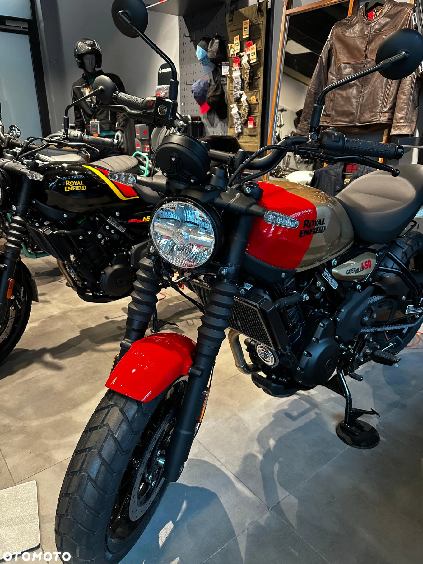 Royal Enfield Guerrilla - 4