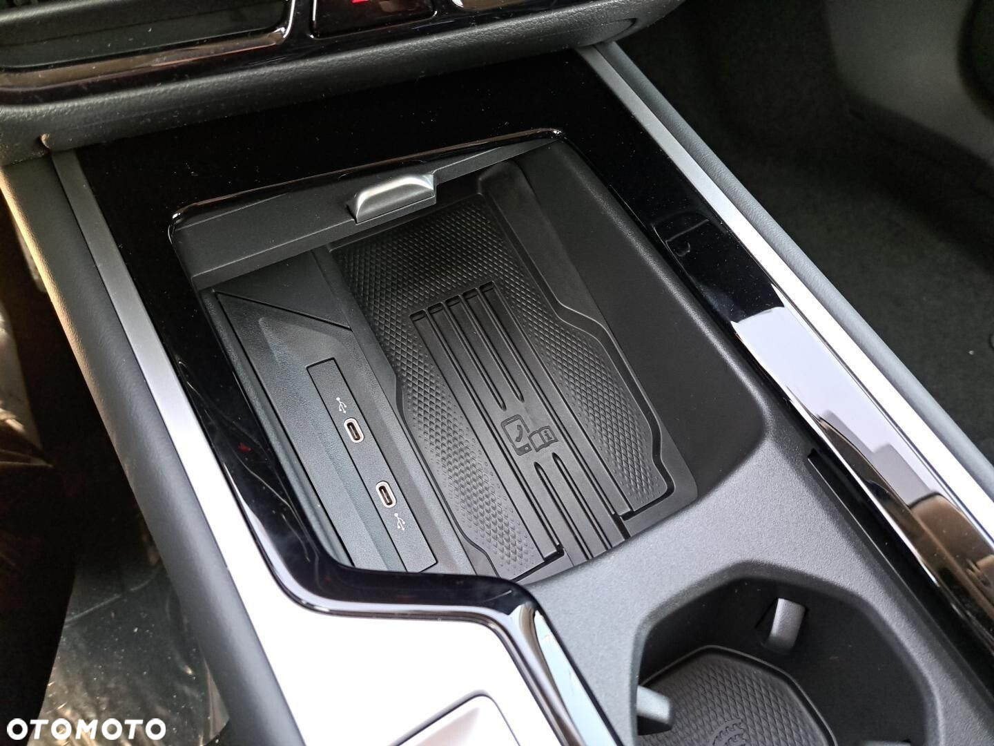Volkswagen Passat - 28