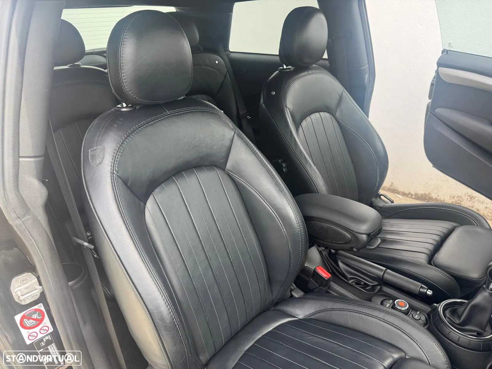MINI 3 Portas Cooper D - 11