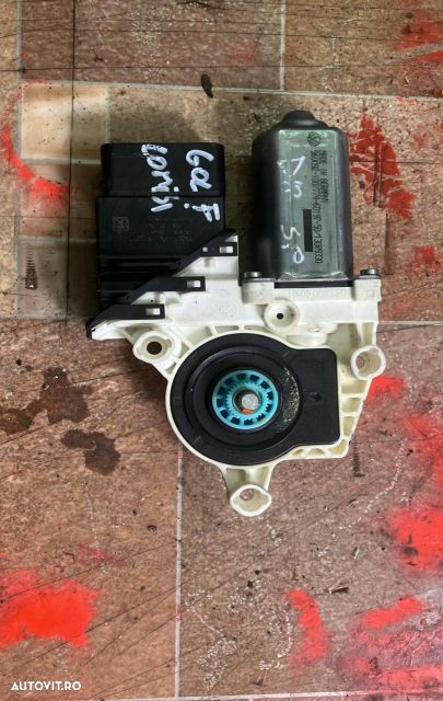 Motoras macara geam spate dreapta 1K0959703P Volkswagen VW Golf 5 [20 - 3