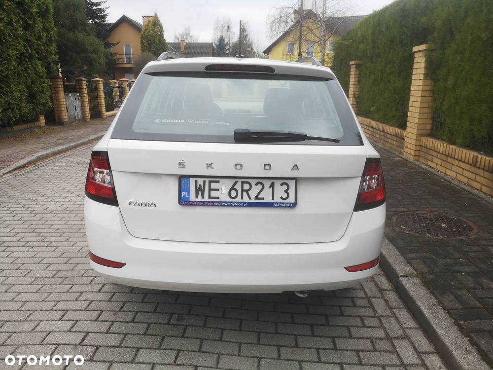 Skoda Fabia 1.0 TSI Ambition - 10