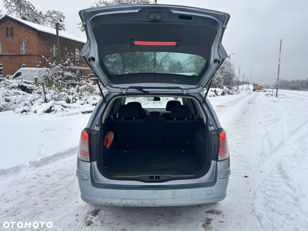 Opel Astra 1.9 CDTI Sport - 11