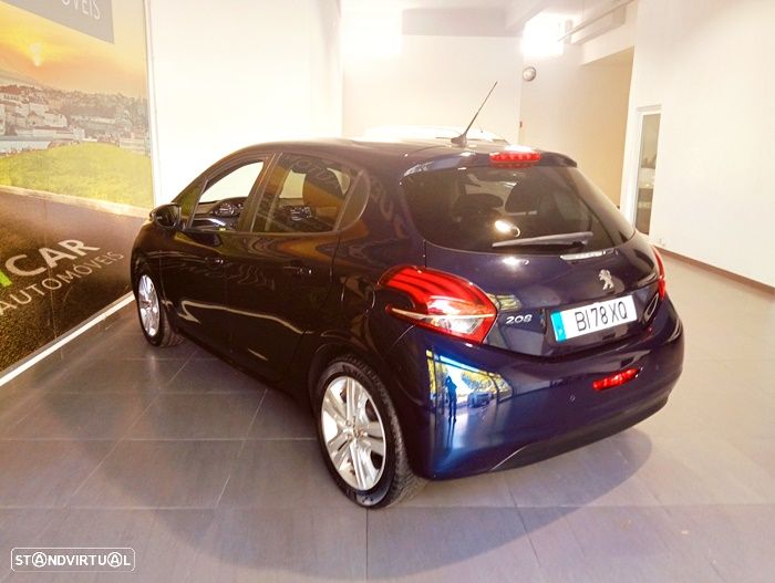 Peugeot 208 1.2 PureTech Signature - 7