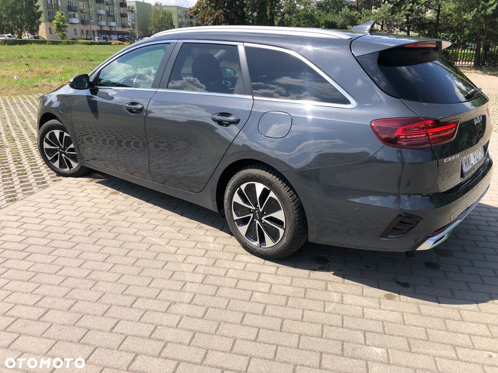 Kia Ceed 1.6 GDI DCT OPF Platinum Edition - 5