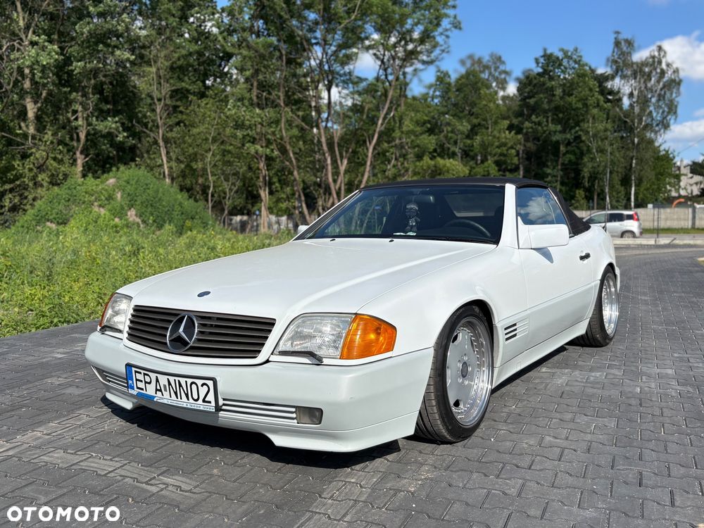 Mercedes-Benz SL - 32
