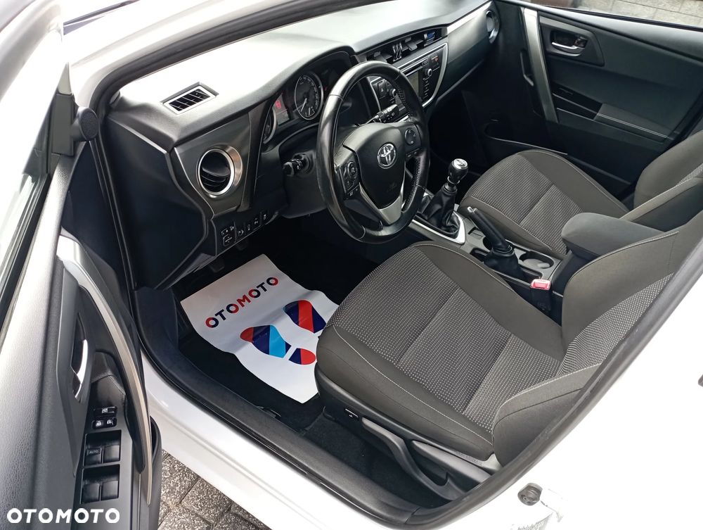 Toyota Auris 1.6 Valvematic START Edition - 12