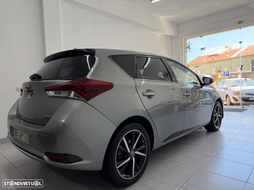 Toyota Auris 1.8 HSD Comfort - 8
