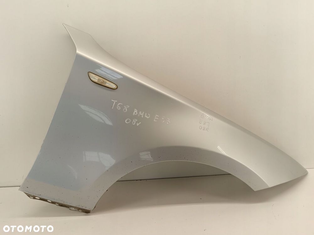 BŁOTNIK PRAWY PRZEDNI BMW 1 E81 E82 E88 E87 03-12 - 1