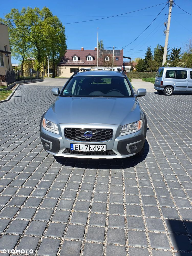 Volvo XC 70 - 1