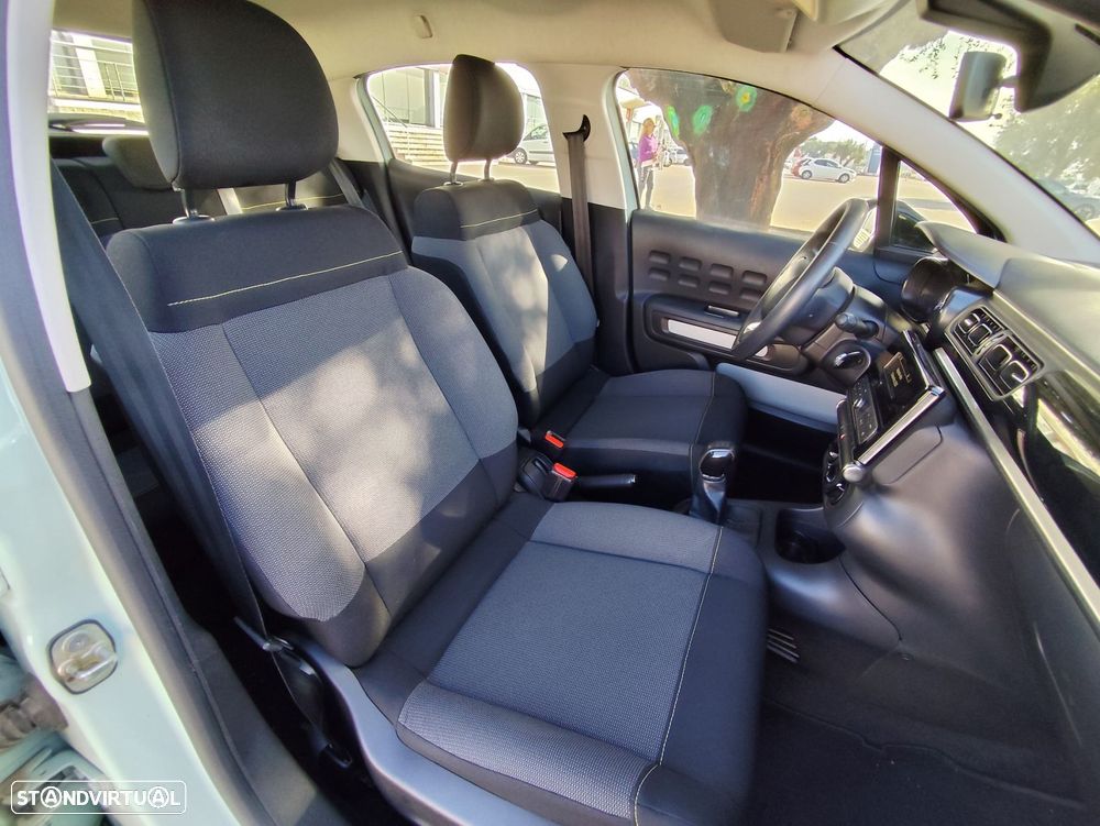 Citroën C3 1.2 PureTech Feel - 23