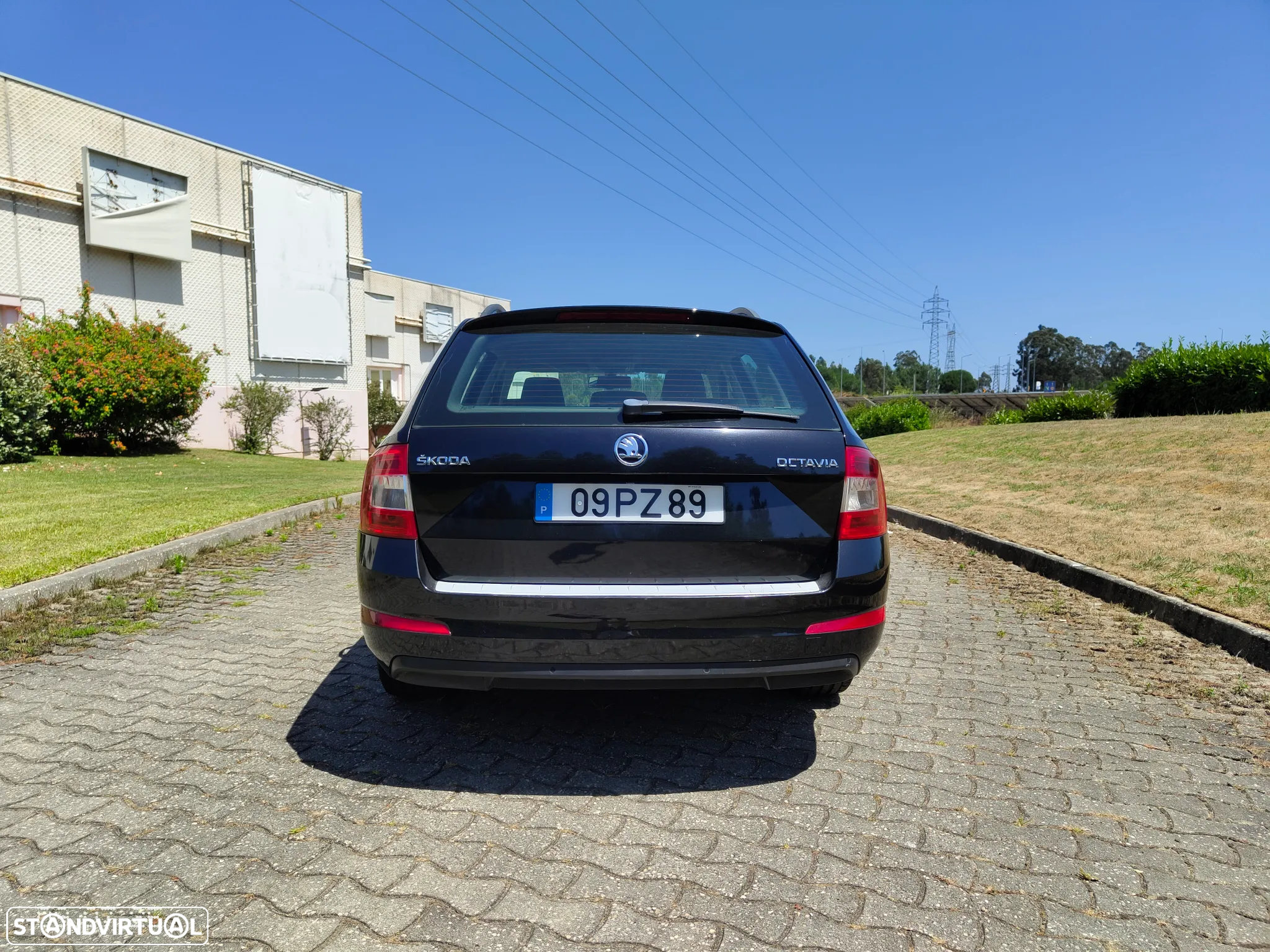 Skoda Octavia Break 1.6 TDi Elegance - 5