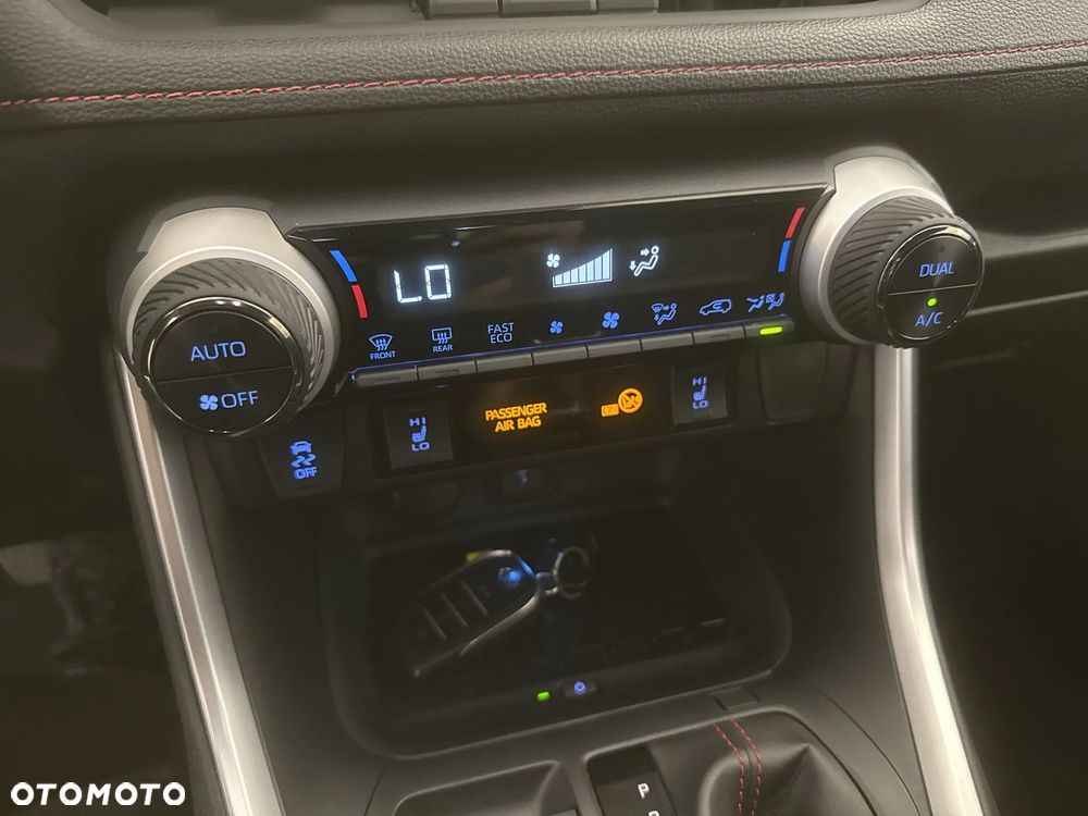 Toyota RAV4 - 15