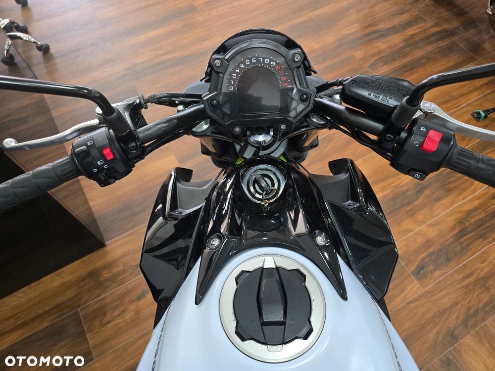 Kawasaki Z 650 - 23