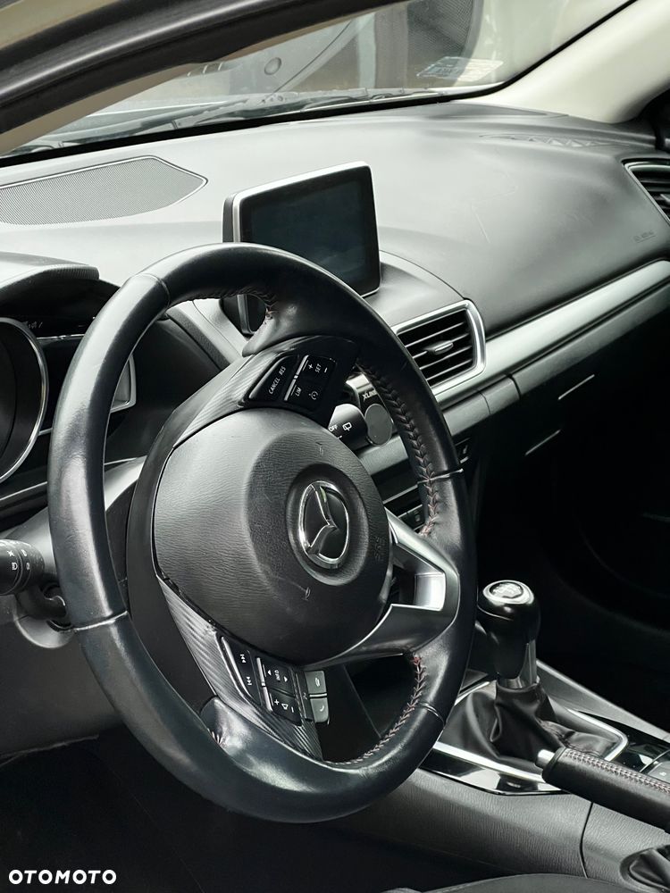 Mazda 3 - 9