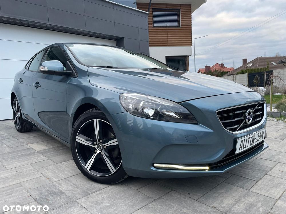 Volvo V40 D2 Summum - 40