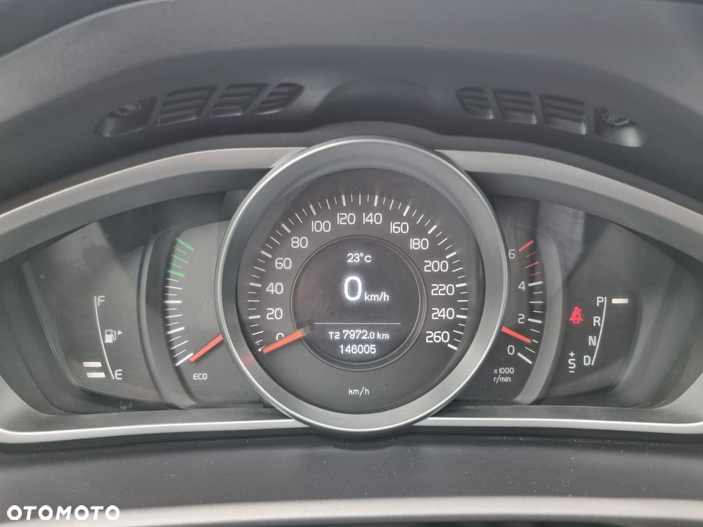 Volvo V40 D2 Geartronic Kinetic - 23