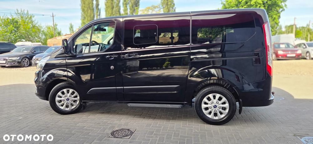 Ford Tourneo Custom 2.0 EcoBlue L1 Titanium - 10