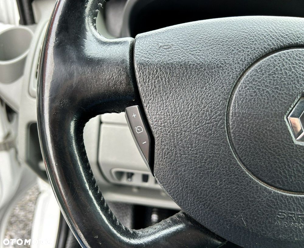 Renault Trafic - 17