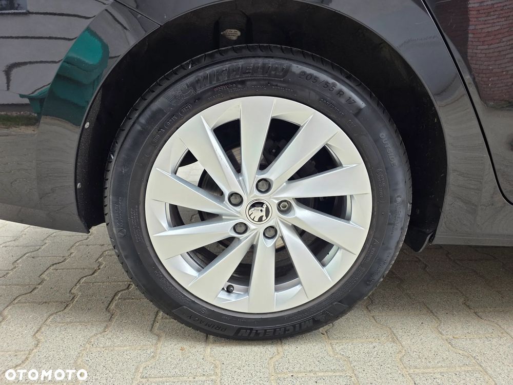 Skoda Octavia 1.5 TSI mHEV Business DSG - 20