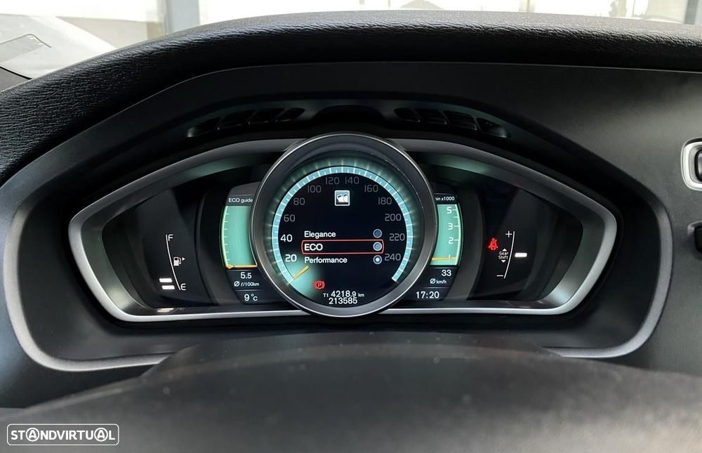 Volvo V40 1.6 D2 R-Design Momentum - 27