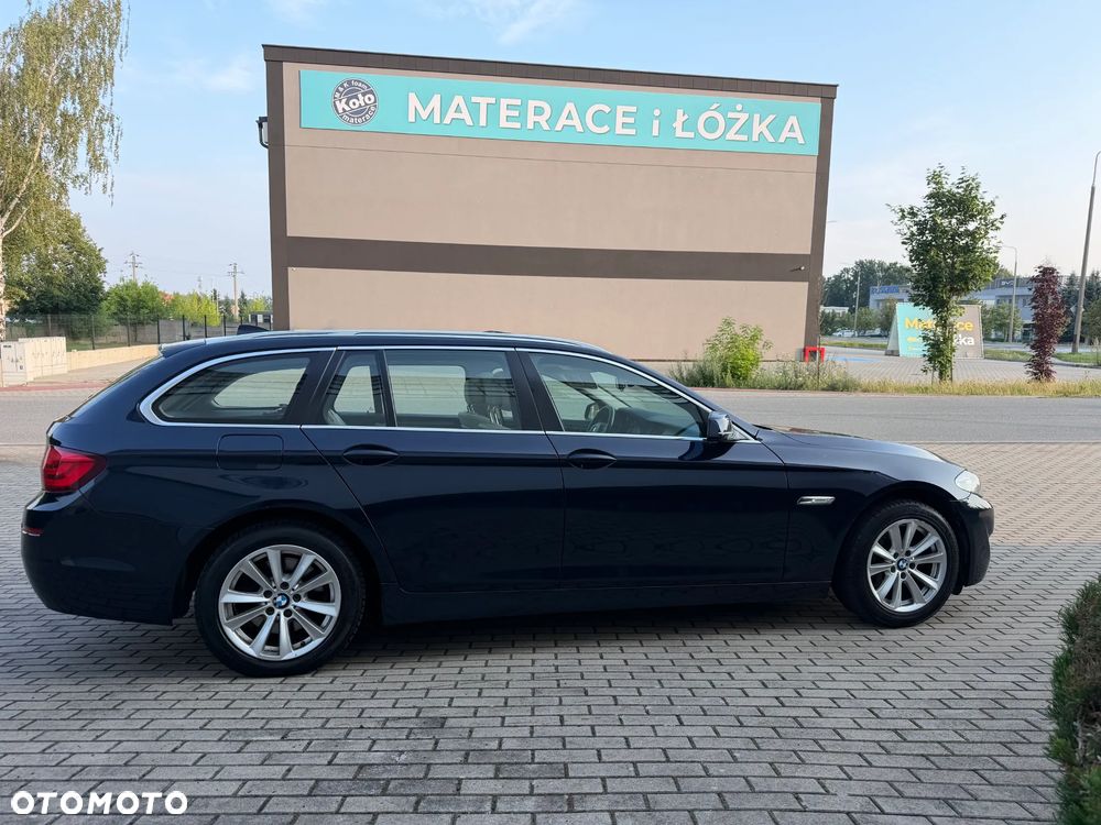BMW Seria 5 525d xDrive Sport-Aut Modern Line - 20