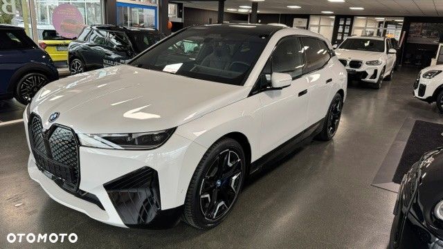 BMW iX xDrive40 76.6kWh - 1