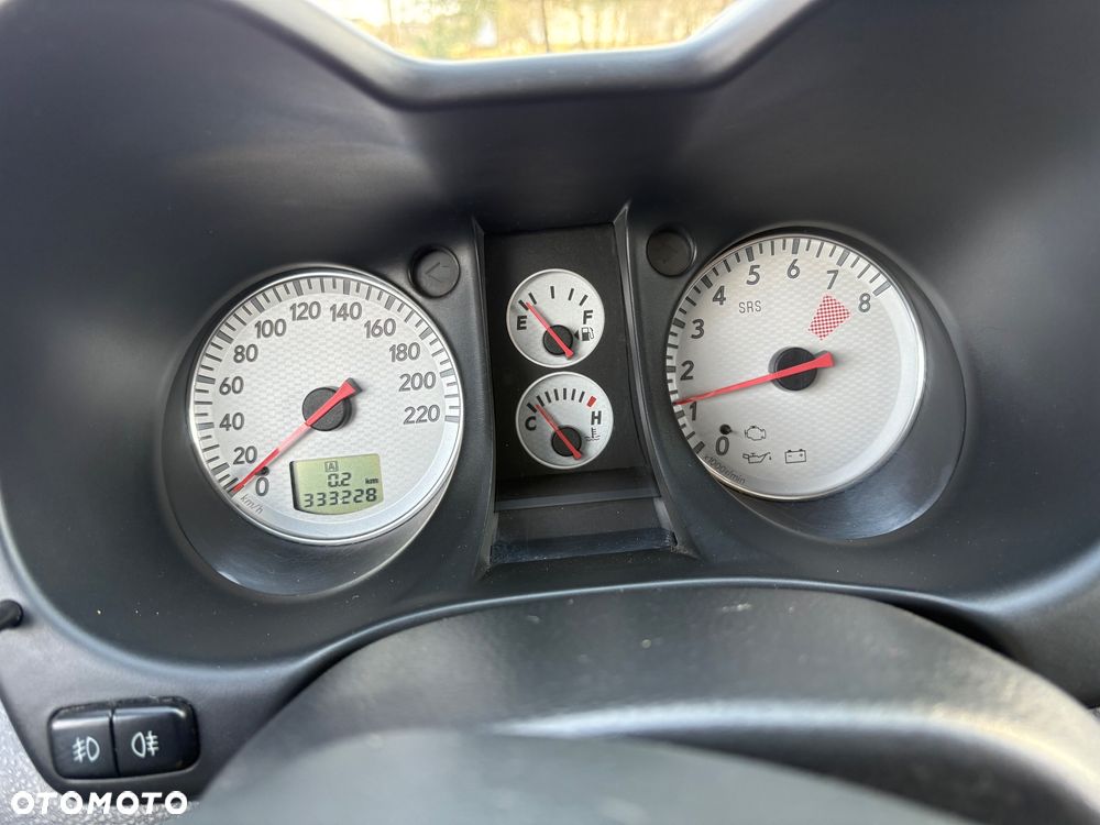 Mitsubishi Outlander 2.0 Sport 4WD - 28