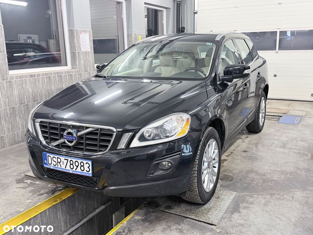 Volvo XC 60 D5 AWD - 32