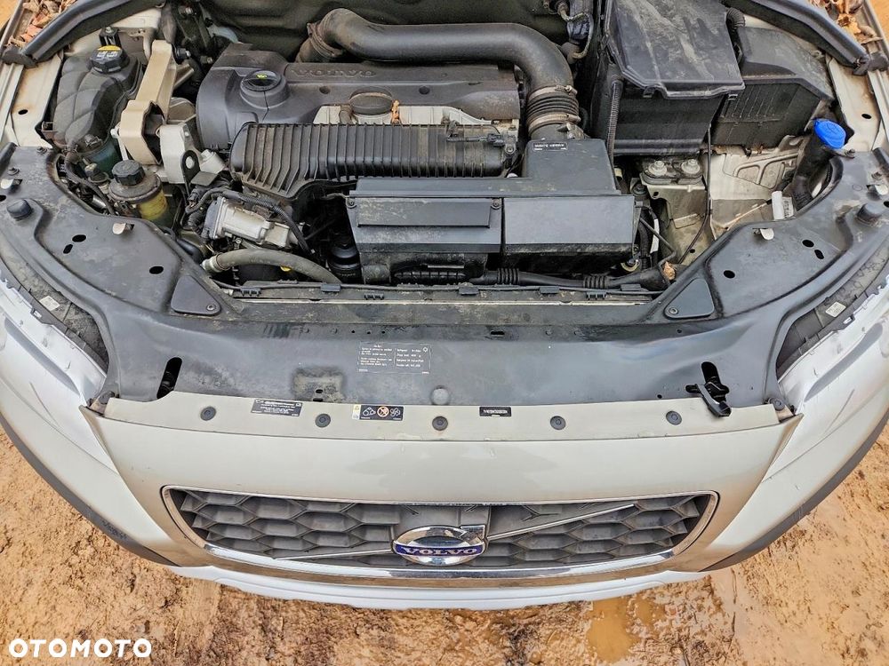 Volvo XC 70 T5 AWD Dynamic Momentum - 11