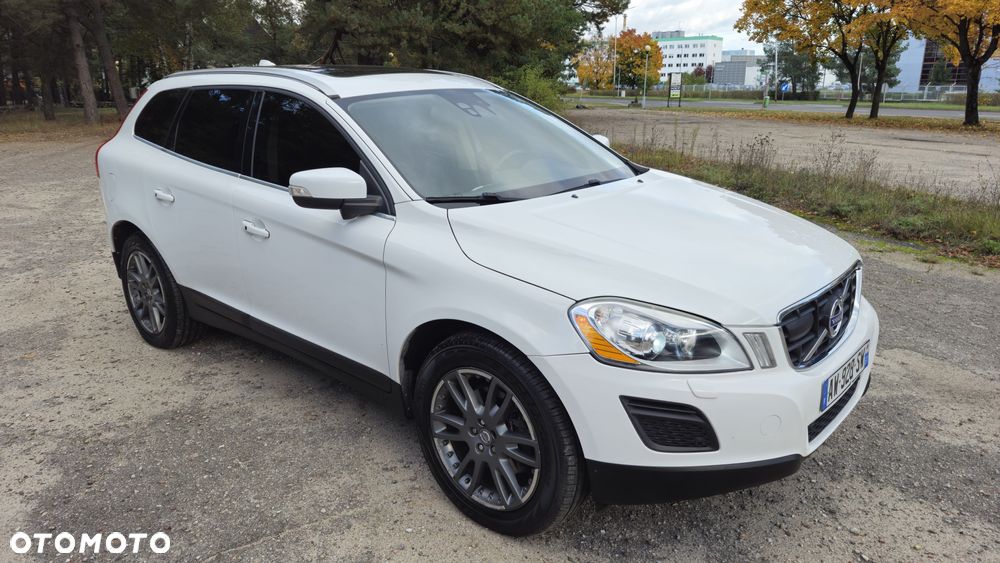 Volvo XC 60 D5 AWD Momentum - 14