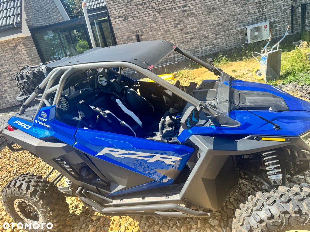 Polaris RZR - 6