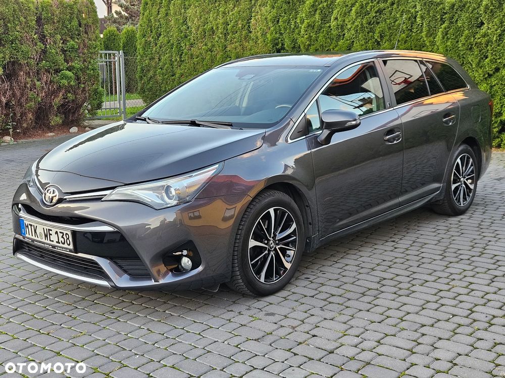 Toyota Avensis - 7