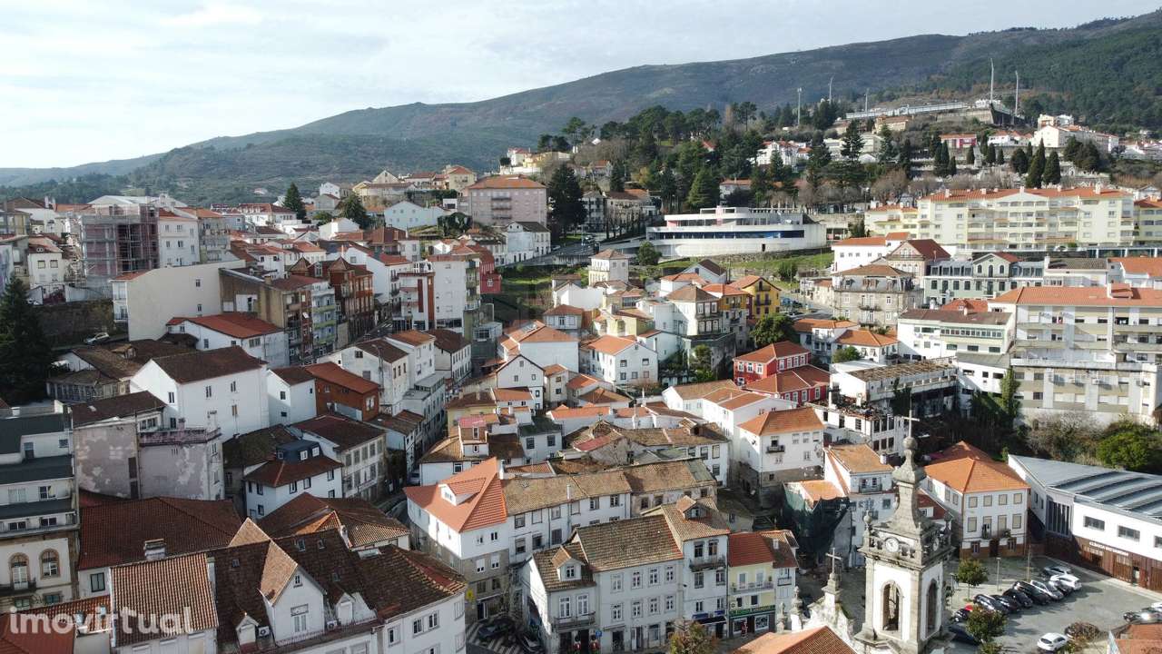 Investimento - Prédio c/ 5 Apartamentos - Centro da Covilhã - Rentabil - Grande imagem: 3/43