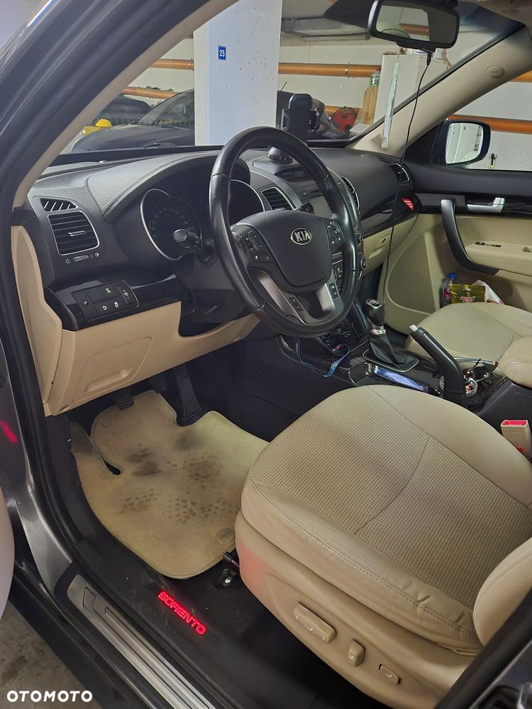 Kia Sorento 2.0 CRDI XL 7os - 6