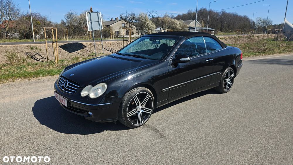 Mercedes-Benz CLK 320 - 12