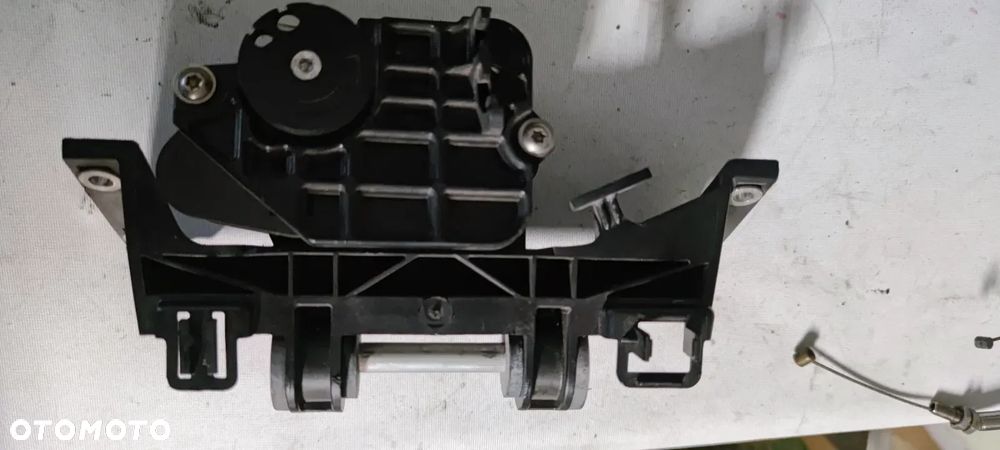 * serwo mechanizm exup BMW S 1000 RR - 1
